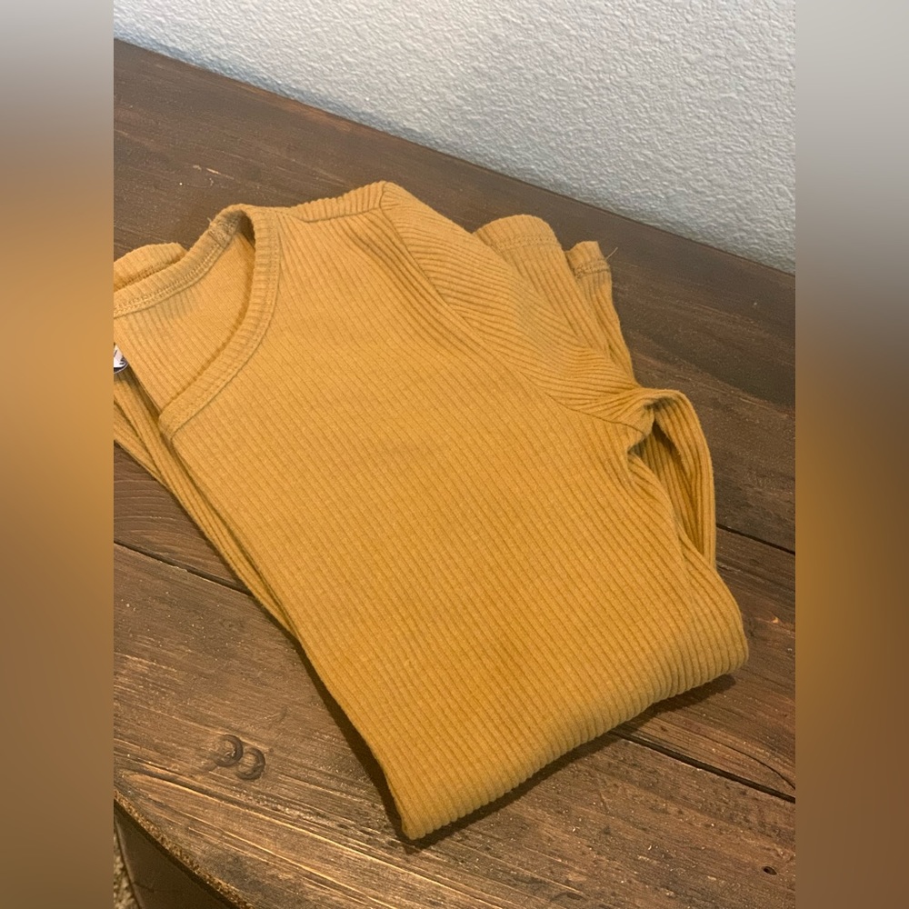 Rib knit long sleeve